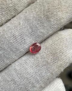 Zafiro padparadscha natural de corte ovalado, zafiro certificado en venta. - Product Image 3