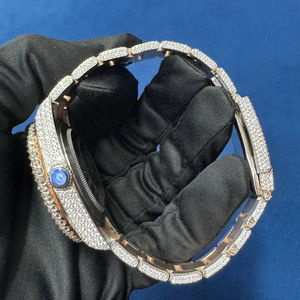 Reloj de Lujo para Hombre con Correa de Acero Inoxidable, Movimiento Mecánico y Diamante Moissanite de Alta Calidad - Product Image 3