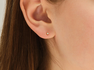 Pendientes de Diamantes Cultivados en Laboratorio en Forma de Cometa, Oro Amarillo - Product Image 2