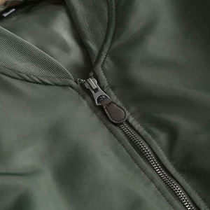 Chaqueta Bomber con Capucha para Hombre, Invierno 2023, Venta al Por Mayor de Fábrica, Personalizable, Lona Estampada, Estilo Urbano, Impresión Puff, Impermeable - Product Image 5