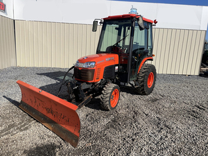 Tracteur B3000 2011, 210 CV, 4x4, transmission par engrenages, équipement de qualité supérieure prêt à l'exportation, usage intensif, approvisionnement en gros, Texas - Product Image 5