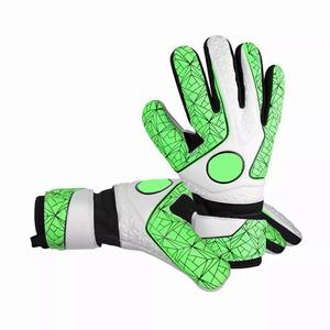 Guantes de Portero de Fútbol Personalizados de Alta Calidad para Hombre, Material PU con Protección para los Dedos, Guantes Deportivos de Látex para Portero - Product Image 2