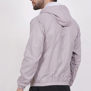 OEM Custom Men’s Lightweight High Quality Hooded Windbreaker Jacket – Waterproof, Breathable, Zip-Up Sports Outerwear Jacket - Product Image 5