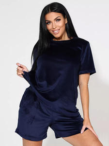 Conjunto Deportivo de Moda para Hombre, Top Corto con Capucha, Leggings de Terciopelo, Diseño de Leopardo, Resistente al Viento, Talla Grande, 2 Piezas - Product Image 2