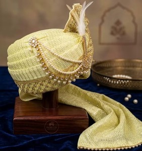 ผ้าโพกศีรษะงานแต่งงานสีเขียวมะนาวมุก ดีไซน์เนอร์ Royal Safa พร้อมผ้าไหม Kalgi สำหรับเจ้าบ่าวแบบดั้งเดิมของอินเดีย ขายส่งแบบ OEM - Product Image 6