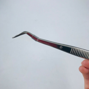 Pinzas Dentales Manuales de Acero Inoxidable de Primera Calidad, Pinzas Anguladas Dentadas, Duraderas, Certificadas por la CE, Instrumentos Quirúrgicos para Terapia Oral - Product Image 1