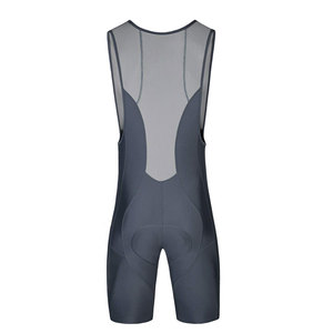 Nouveaux shorts de cyclisme à bretelles de couleur unie, fabriqués au Pakistan, en vente - Product Image 1