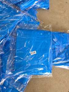 Bâche imperméable bleue robuste en tissu non tissé de style uni pour usage extérieur – Articles en stock - Product Image 6