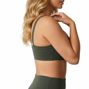 Vente en gros de soutiens-gorge de sport personnalisés avec logo, fabricant professionnel de vêtements de fitness, soutien-gorge de sport sans manches pour la vente en ligne - Product Image 3