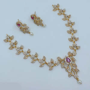 JeweleMarket Conjuntos de Joyería de Moda - Elegante Collar de Piedras de Cristal y Perlas Austriacas 10575666DP - Product Image 1
