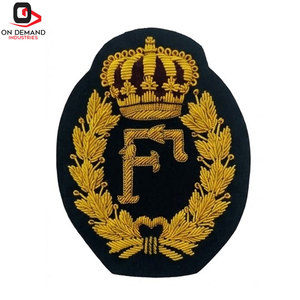 Badges brodés Zari de qualité supérieure avec épingle de sûreté, écologiques, personnalisables, embellissement au fil, design artistique pour vêtements - Product Image 1