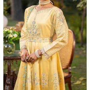 Conjuntos de mujer, - Product Image 1