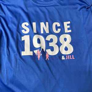 Camiseta Dri Fit para jóvenes Jack and Jill, azul, desde 1938, unidad familiar, juega juntos, camiseta informal para niños y niñas - Product Image 2