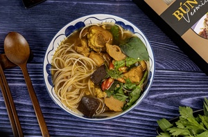 Nouilles de vermicelles instantanées de haute qualité du Vietnam Nouilles de riz blanc Bâtonnets de riz plats Nouilles - Product Image 6