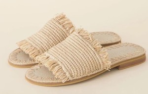 Mules de Rafia Hechos a Mano: Sandalias Marroquíes de Verano - Product Image 2
