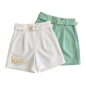 Shorts plissés décontractés pour femme, taille mi-haute, élégants, respirants, en satin, avec ceinture, style rétro américain, pour l'été - Product Image 1