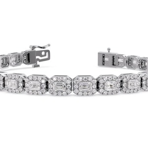 Bracelet de créateur de luxe avec halo d'émeraudes de 7 carats et diamants de laboratoire - Product Image 3