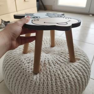 Chaise en bois moderne pour enfants, motif dessin animé, tabouret d'apprentissage de la propreté pour la maternelle, mobilier de table, décoration de chambre d'enfant, siège d'école maternelle - Product Image 1