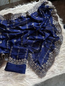 Sari de organza de diseño para mujer, con bordado elaborado y lentejuelas, ideal para bodas y fiestas, sari étnico con blusa. - Product Image 2
