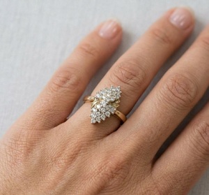 Bague Cocktail Bypass en Or Jaune Massif 14K de Style Vintage Faite à la Main avec Grappe de Diamants en Forme de Marquise pour Femme, Bague Empilable - Product Image 6