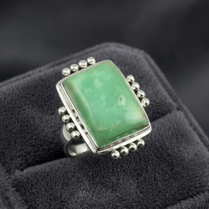 Bague Cocktail en Argent 925 avec Chrysoprase Naturelle, Sertissage Clos, Style Géométrique Vintage, Unisexe, Usage Quotidien, Fournisseur Grossiste - Product Image 1