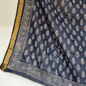 Bandanas imprimées colorées, élégantes écharpes de tête en coton pour festivals, mode urbaine et tenues d'été - Product Image 3