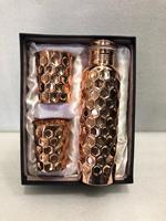 Bouteille d'eau en cuivre martelé de luxe Lowellcraft, ensemble de 2 tasses, vaisselle réutilisable, coffret cadeau, accessoires de bar classiques, certifiés EEC