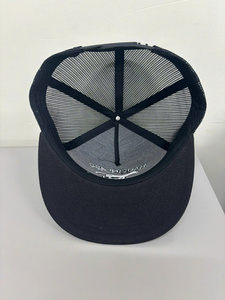 Casquette Snapback Adulte Personnalisable à 5 Panneaux avec Broderie 2D, Dos en Maille, Visière Plate, pour Sport, Affaires et Activités de Plein Air, Fabriquée au Vietnam - Product Image 4