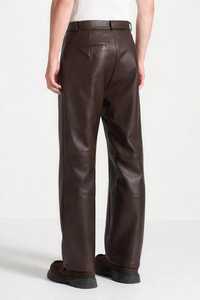 Fabricant OEM Personnalisé Salopette longue en cuir pour femme, style streetwear décontracté, taille mi-haute, jambes larges, poches amples, avec dentelle et motifs peints - Product Image 6