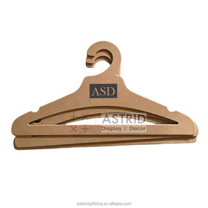 Cintre en carton kraft épaissi écologique de 43 cm avec logo personnalisé pour présentation en magasin, organisateur de vêtements, design moderne - Product Image 5