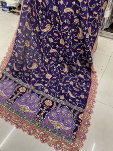 Tela Bordada para Dupatta con Espejo, 100% Poliéster, Tejido para Chales con Borde Floral para Decoración de Prendas - Product Image 4