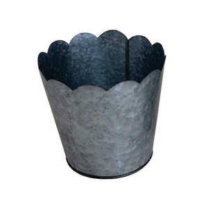Pot de fleurs décoratif vintage en fer galvanisé festonné sur mesure, seau à plantes, pot à succulentes, seau à plantes d'extérieur - Product Image 1