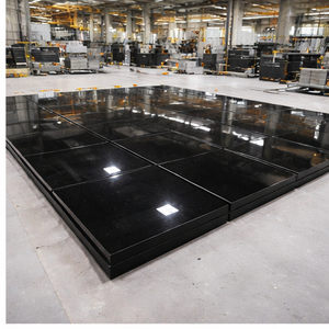 Encimeras de Granito Negro Pulido Moderno de Primera Calidad para Escaleras, Acabado Flameado Negro Puro - Product Image 1