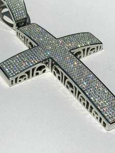 Colgante Clásico de Cruz con Diseño de Filigrana Plateada Brillante, Amuleto Único Hecho a Mano, Joyería Religiosa de Moissanita Chapada en Oro/Plata - Product Image 3