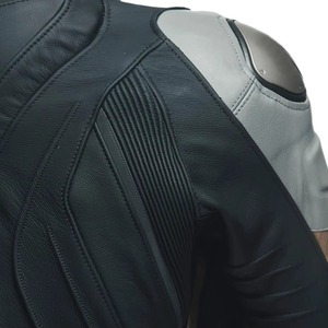 Wholesale Price High Quality Leather Unisex Motorcycle Safety <b>Protector</b> Motorbike Waterproof Breathable Winter Custom Logo - Product Image 4