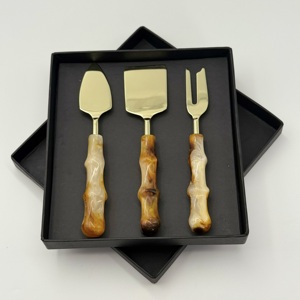 ชุดอุปกรณ์ชีสสแตนเลสพร้อมด้ามเรซิ่น ดีไซน์สวยงาม ชุดช้อนส้อมโลหะราคาประหยัด - Product Image 2