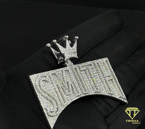 Colgante con letra SMITH personalizado, estilo corona, diamante cultivado en laboratorio, plata de ley 925, cadena de lujo estilo hip hop de Trisha Jewels - Product Image 4