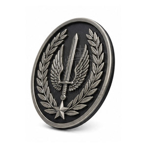 Badges pour bérets, designs de badges décoratifs personnalisés avec des détails sur mesure pour les accessoires de tête et vestimentaires - Product Image 2