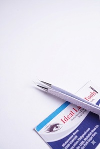 Pince à épiler professionnelle en acier inoxydable blanc pour extensions de cils, haute précision, antistatique, applicateur pour cils volumineux - Product Image 2