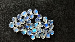 Lote de Gemas Sueltas de Piedra Lunar Arcoíris con Fuego Azul, Forma Ovalada de 3x5mm, Cabujón de Fondo Plano, para Fabricación de Joyas, Venta al por Mayor - Product Image 2