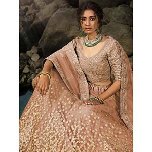 Lehenga Choli de talla grande para boda en un fabuloso color marrón con lentejuelas y malla. - Product Image 4