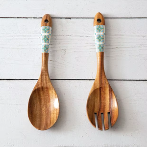 Cubertería de Madera para Servir y Comer con Detalles de Acero Espejado, Pintada a Mano y Tallada en Madera de Mango, Acacia y Pino para Catering - Product Image 2