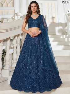Lehenga Choli bleu marine richement brodé avec dupatta en tulle – Tenue de réception de mariage de luxe pour femme - Product Image 2