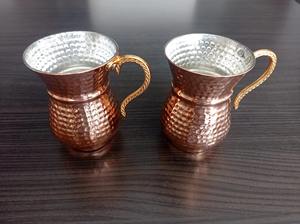 Mug en cuivre martelé style royal avec poignée, parfait pour la bière, le thé, le café, vaisselle vintage et élégante pour le service au bar - Product Image 6