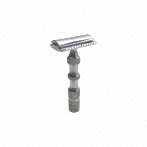 Navaja de Seguridad Profesional de Alta Calidad para Barbería, para Adultos, Hoja de Acero Inoxidable con Acabado Espejo, ZULLO INDUSTRIES, Color Personalizable - Product Image 5