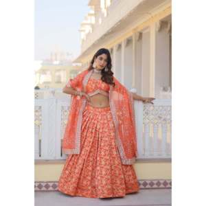 LIVEWEAR Lehenga Choli, créateur de vêtements de désherbage vert - Product Image 1