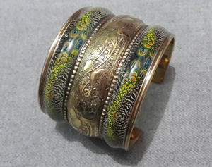 Brazalete de Moda Punk con Diseño Líquido, Metálico Abierto, Redondo Geométrico, Brazalete de Diseño Exagerado, Arte y Coleccionable - Product Image 2