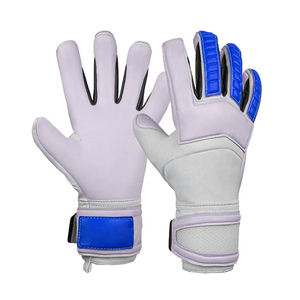 Gants de gardien de but professionnels, paume en latex de qualité supérieure pour une adhérence optimale, équipement de gardien de but respirant avec poignet réglable - Product Image 6