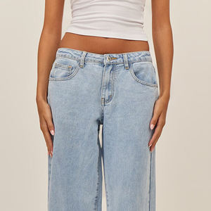 Vente Flash : Jeans pour femmes fabriqués en usine, de qualité supérieure, style plat devant, disponibles en gros pour la saison hivernale - Product Image 2