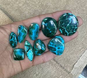 Cabochons lisses en azurite et malachite naturels, pierres précieuses naturelles en vrac de différentes tailles, toutes tailles disponibles, idéales pour la création de bijoux haut de gamme. - Product Image 1
